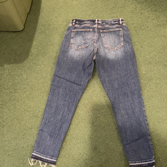 Loft Denim - Picture 2 of 4